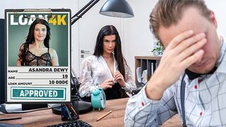 VIP4K. Nastolatki są dziś szalone! I zbyt napalony...