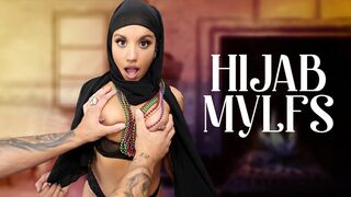 Hijab Stepma nie jest zbyt dziki, więc pokazanie Stephonowi zakazanych części jej ciała czuje szalone tabu