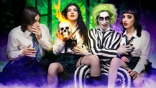 Beetlejuice xxx parodia: Aryana Starr uwodzi swój młody ogon na piekielnej imprezie