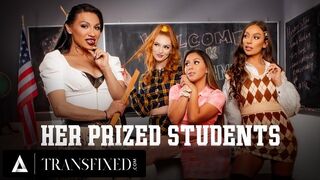 Gorąca klasa czworokąt Jessy Dubai, Maya Kendrick, Liv Revamped i April Olsen