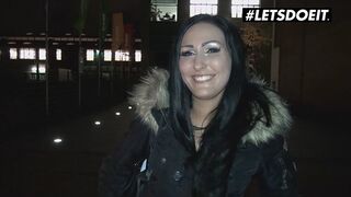 Mira szary niemiecki brązowy dziwka Kurwa nieznajomy dla pieniędzy w autobus