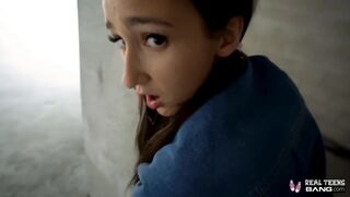 Cipka Carmen Rae wpieprza się w twarde dymanie przy castingu