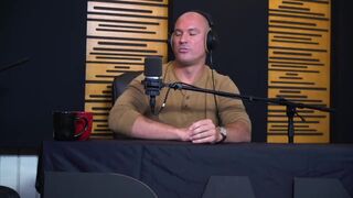Aj Applegate 's wild podcast sex meme with Sean Lawless