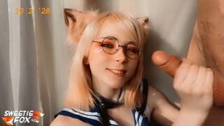 Słodki lis ssący faceta sąsiada i połyka wszystko w cosplay