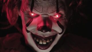 Pennywise jest lustful clown, który pieprzy i wypełnia gorącą dziewczynę Diana Daniels - Halloween specjalne