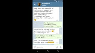 Obcy pomóc zrobić porno i pieprzyć Mary cukierki twarde w każdej dziurze