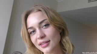 Loren Truskawka ma ciasną nastolatka cipki anal w hotelu