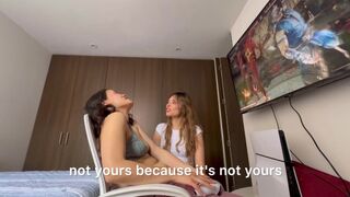 Rżnę córkę mojego najlepszego przyjaciela grając w gry wideo