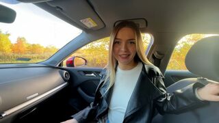 Spotkałem zagubioną blondynkę, nastolatkę i przeleciałem ją za jej ssanie