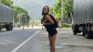 TEEN model zgubić jej kluczyki do samochodu i płaci STRANGER z BJ i Hard Fuck dostać do domu - Abella olsen