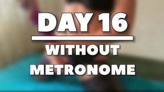 Milf masturbuje się sztucznym kutasem - Dzień 16 bez metronomu