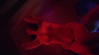 Gorące milfs przejebane w psy w sauna