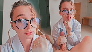 Skończyłam w szpitalu z gorącą pielęgniarką gapiącą się na mojego fiuta