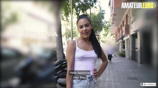 LASFOLLADORAS - Apolonia Lapedra jest najpiękniejszą hiszpańską modelką
