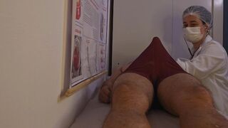Siostra zmusza swoją pacjentkę do ruchania się