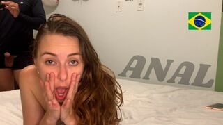 Ariel pierwszy pokazuje jej twarz Amatorskie anal w Kurwa