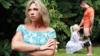 Niesamowity seks wideo na kanale Pervz: Mostoha tata i córka Hot Three With Big Dick