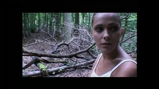Clara Morgane cieszy się twardej podwójnej penetracji z wielkim kogutem