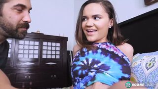 Naudi Nala jest do bani i szaleje za gigantycznym ogonem